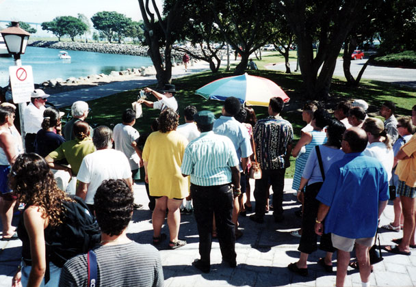 LARGE CROWD SEAPORT
