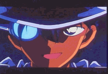 ...and Conan's most worthy opponent (and I'm not just saying that) the kaitou KID! *GLOMP*