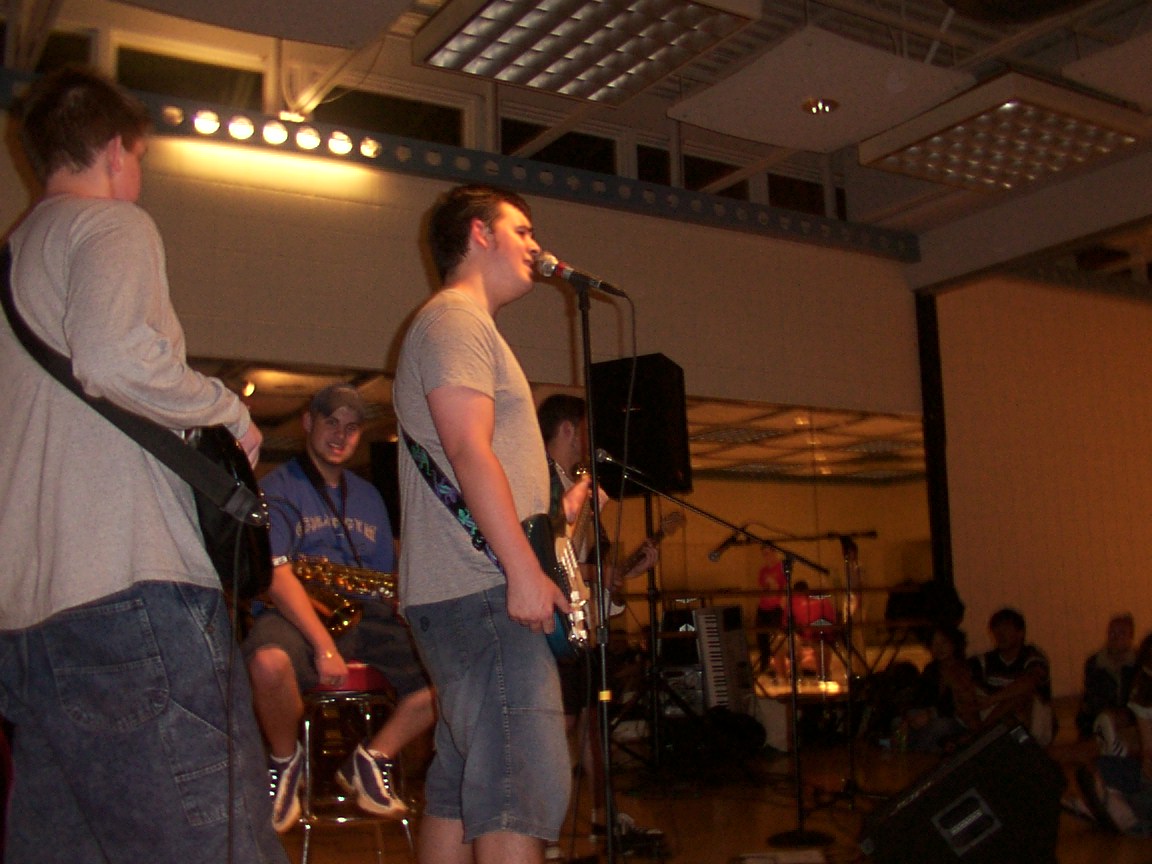 Falls Road - Yep, that's David singing.