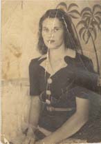 Aunt_Mae_Woods.jpg (11655 bytes)