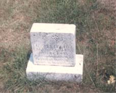 Russell_Fox.jpg (16001 bytes)