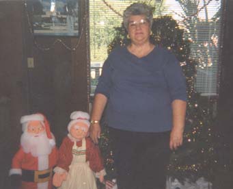 Shirley_Ruth_Makekau.jpg (19058 bytes)