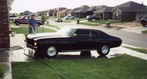 [Left side view]