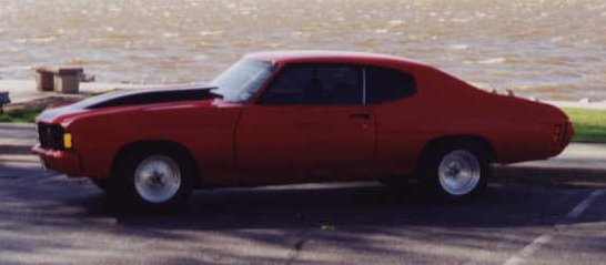 [Left side view]