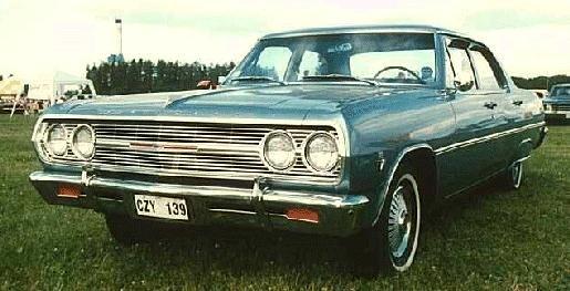 [Left front view]