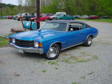 caseys_car