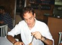 27jul04fenkata_dennis_eating_t.jpg (4503 bytes)