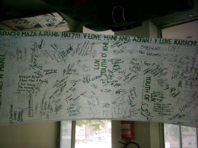Banner Of Signatures By All loosers n Thinkers