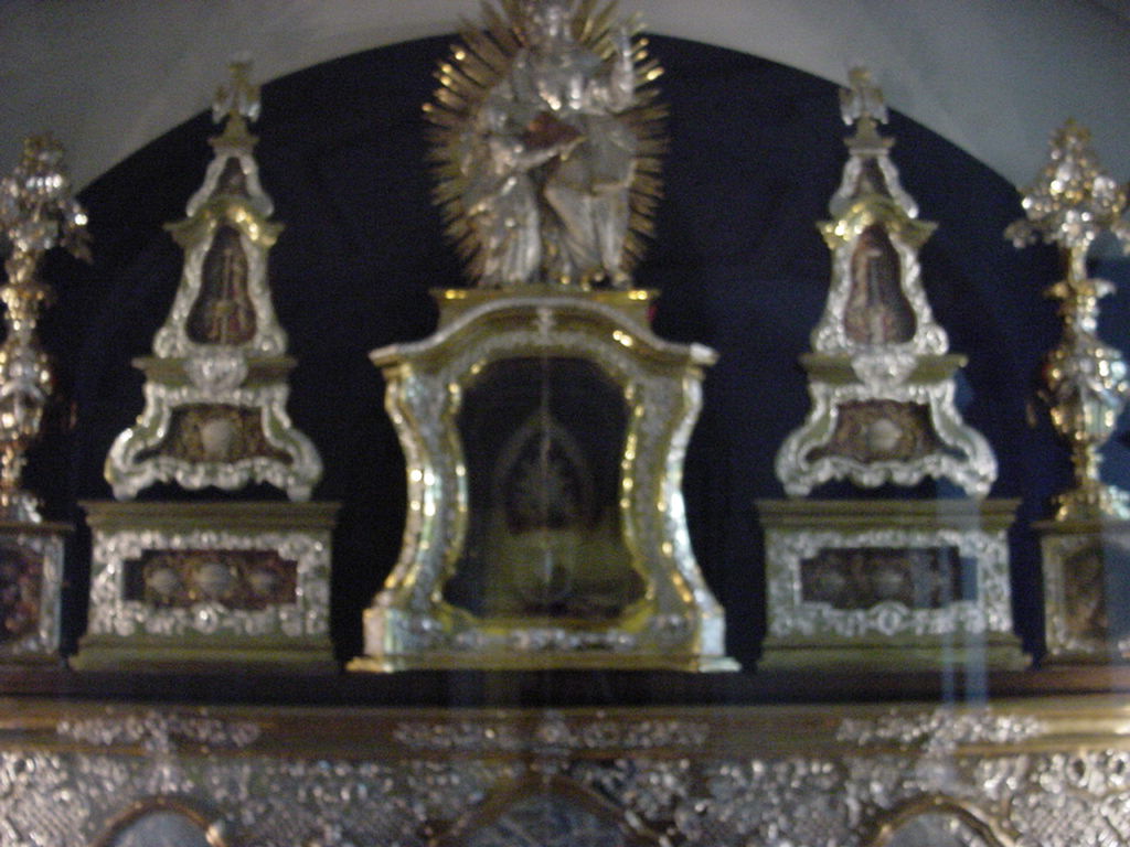 As mentioned before, the city is known for it's relics. This one being the head of John the Baptist.