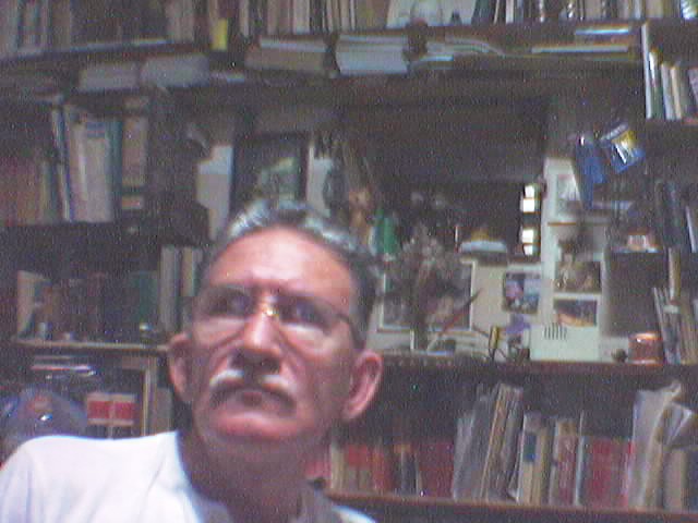 http://www.geocities.com/manuelmarmac/Index-BustoMIo1-Photo0003.jpg