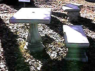 RusticTableGrp.jpg (64060 bytes)
