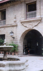 Casa Manila entrance