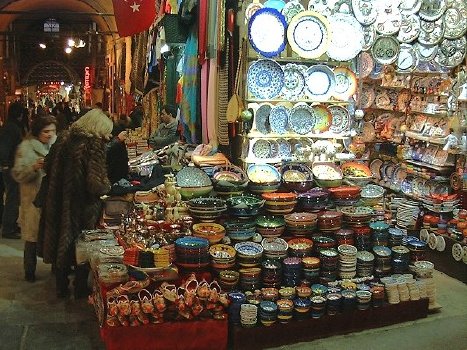  Also at the Grand Bazaar: ceramics and a lot more... 
