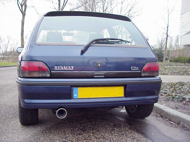 Renault Clio 16V Back
