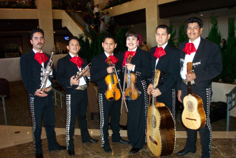 Mariachi Los Pasajeros, Mariachi bands, Mariachi groups, Mariachi for hire?