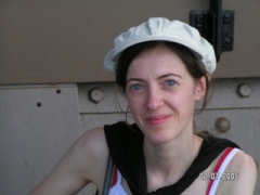 Maria auf dem Eiffelturm