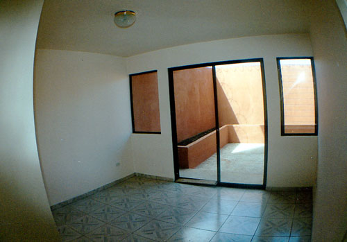 fam_room_01