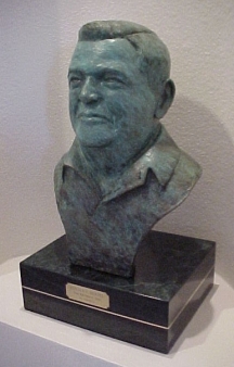 ron.jpg (57655 bytes)