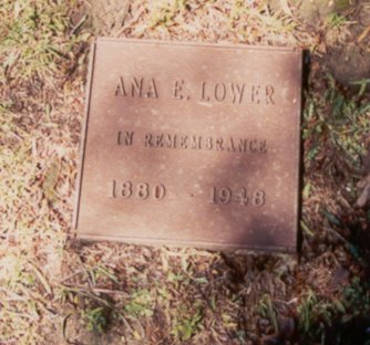 Gravestone of Aunt Ana 