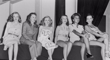 Marilyn with the other girls from 'Ladies of the Chorus'