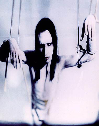 pupet on a string marilyn manson 