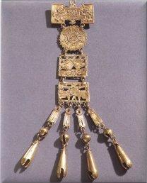 [Pectoral de Oro]