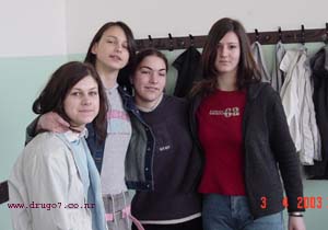 Nevena (I/6), Marija Varinac, Ana i Ivana