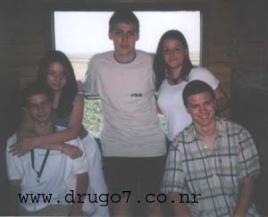 Drazen, Jovana, Marko Stojicevic, Marija Vracar, i Luka u vozu na putu za Sremske Karlovce!
