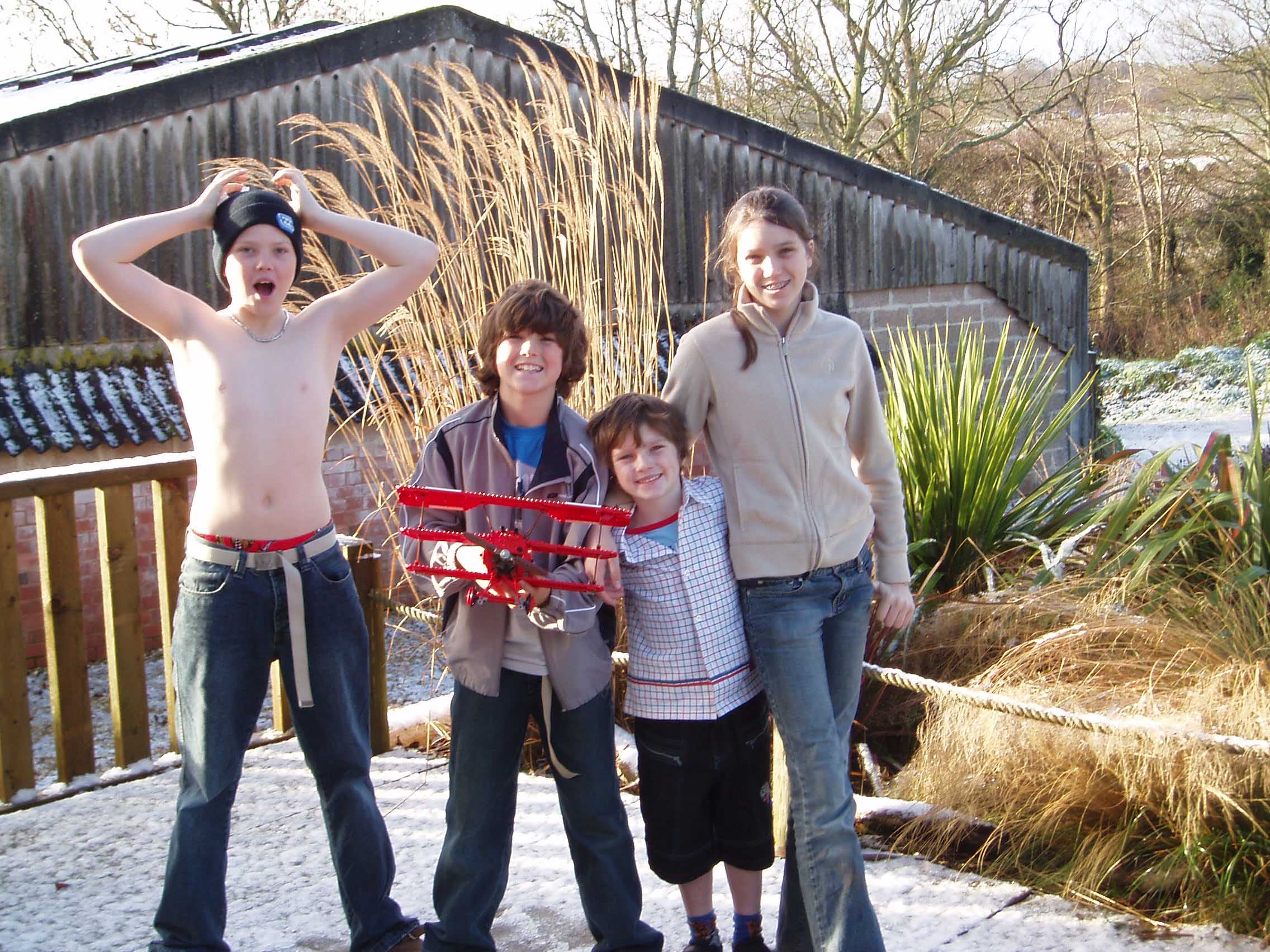 The Aussie kids didn't seem to mind the snow and cold!