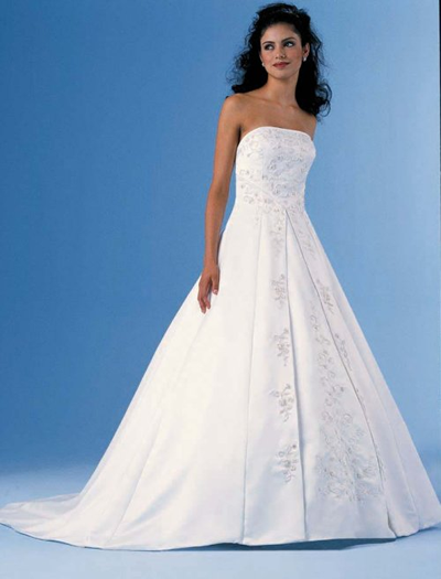 MoriLee: Satin with Embroidery