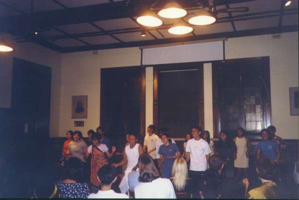 end_hwachong_dance.jpg