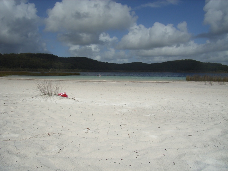 en zo ziet eehh..... Fraser Island eruit....... dat echt absoluut GEEN onderdeel van de Whitsundays uitmaakt (sorry, verkeerde foto!)