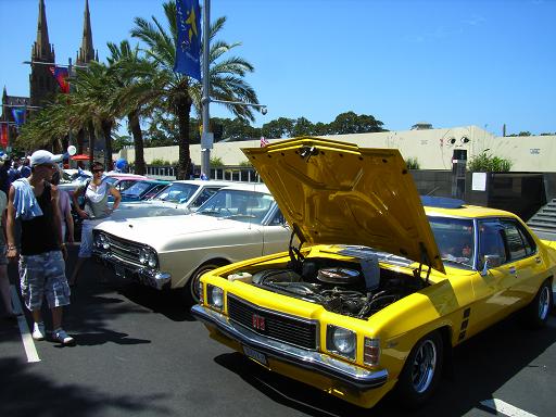 Holden Commodore (??)