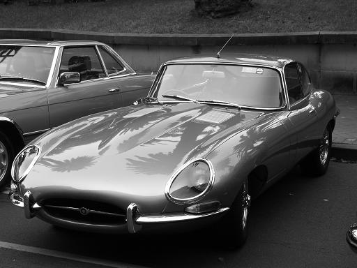 E-type series I.......... m.i. de op 1 na mooiste klassieker.