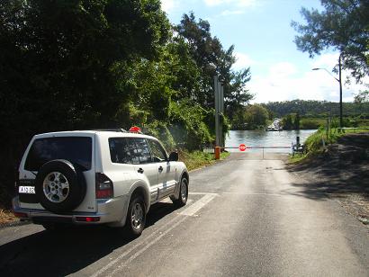 De Hawkesburry river, erg pitoresk....... je wilt meteen zwemmen als je het zo ziet.............