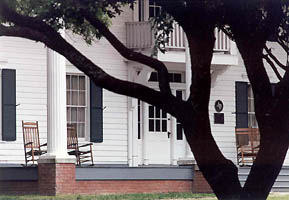 Tree and hotel at Old City Park