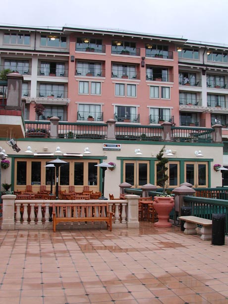 BackofHotel5