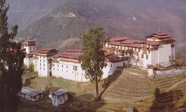 Tongsa Dzong overlooking the head of the shemgang valley