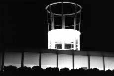 tower.jpg (4379 �o�C�g)