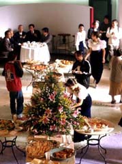 party.jpg (13429 �o�C�g)