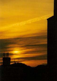 sunset.jpg (7609 �o�C�g)