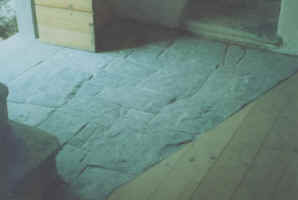 Pavimento in sasso finito 08.00.jpg (15110 byte)