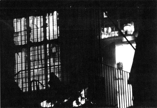 ghost8.jpg - 41734 Bytes