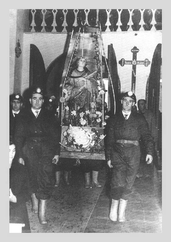 Iglesia del Barrio de La Estacion en los a�os 70.