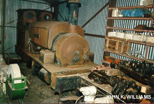 Locomotora Santa Ana en fase de restauraci�n.