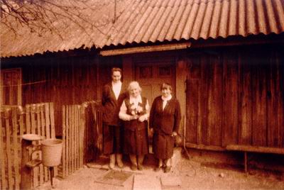 kaimas_manasai.jpg (23430 bytes)