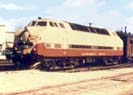Locomotora Alsthom 5202 con servicio local en la va cudruple entre las Estaciones Gerli y Temperley - Circa 1962 - Arnold Reid