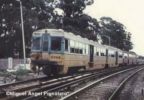 Retrospectiva de coche electrico 3366 en la curva entre Paternal y P.N.Arata Circa 1970 - Miguel A.Pignataro  