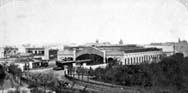 Vista frontal Estaci�n Parque lado calle Libertad