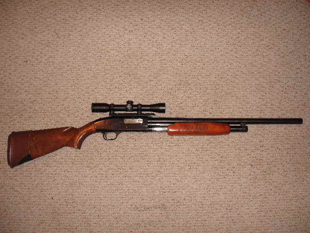 Mossburg 500.JPG (48462 bytes)